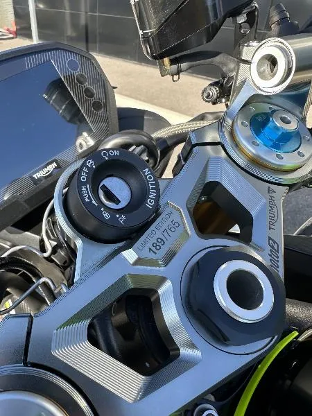 STREET TRIPLE 765 MOTO2 EDITION