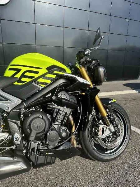 STREET TRIPLE 765 MOTO2 EDITION