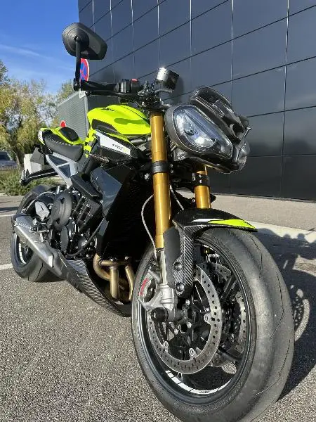 STREET TRIPLE 765 MOTO2 EDITION