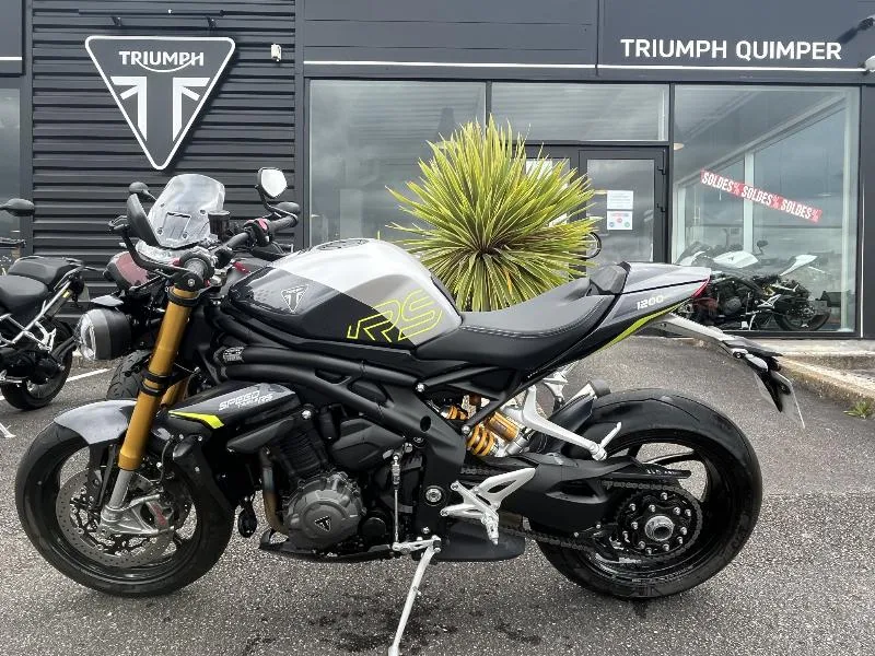 SPEED TRIPLE 1200 RS