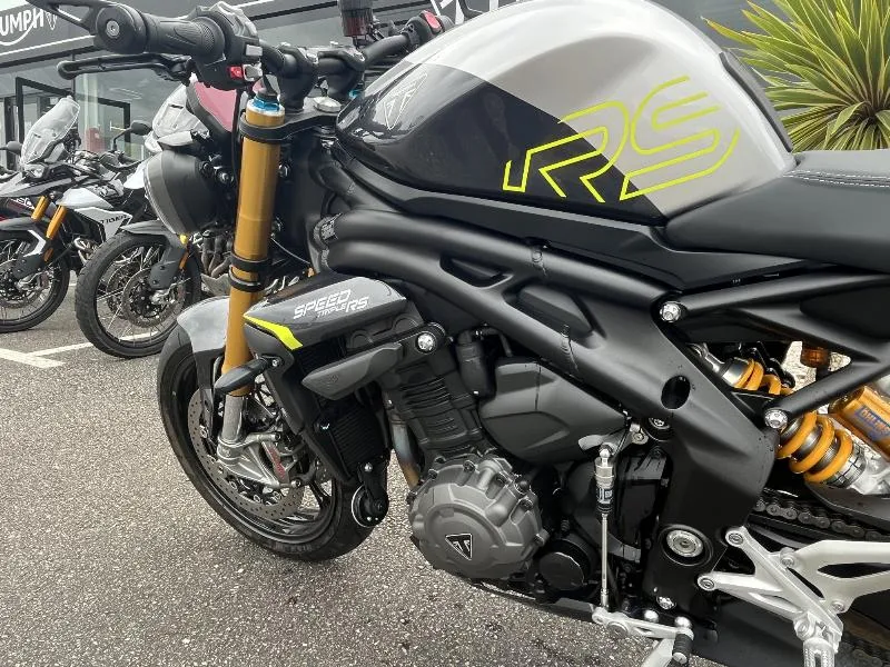 SPEED TRIPLE 1200 RS