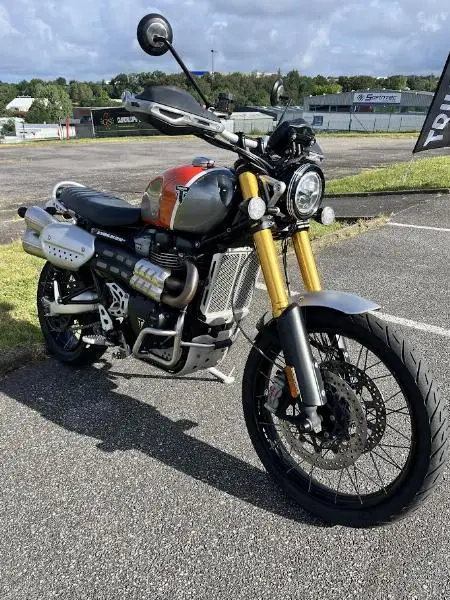 SCRAMBLER 1200 XE