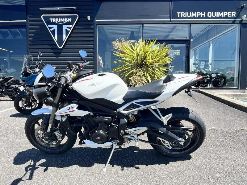 STREET TRIPLE 765 RS