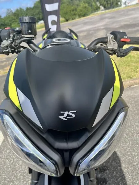 STREET TRIPLE 765 RS
