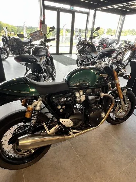 THRUXTON 1200 RS