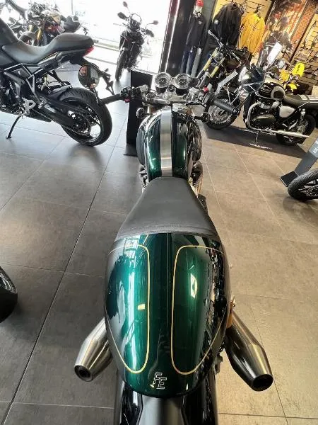 THRUXTON 1200 RS