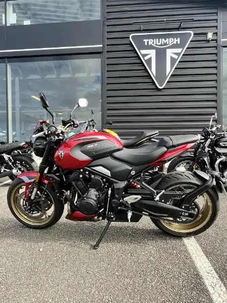 TRIDENT 800