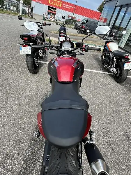 TRIDENT 800