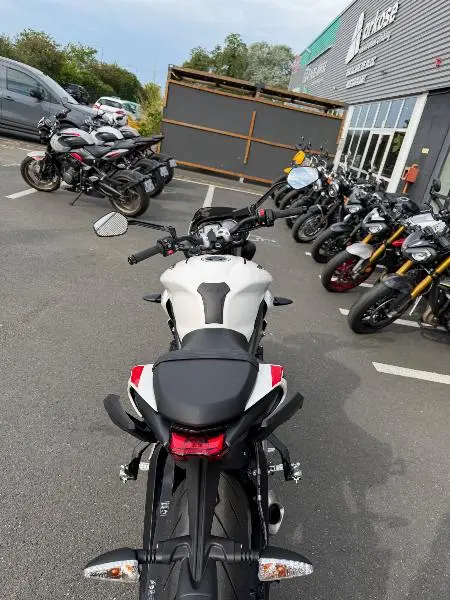 STREET TRIPLE 660 S