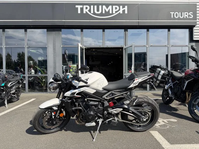 STREET TRIPLE 765 R A2