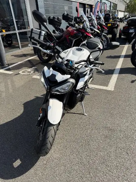STREET TRIPLE 765 R A2