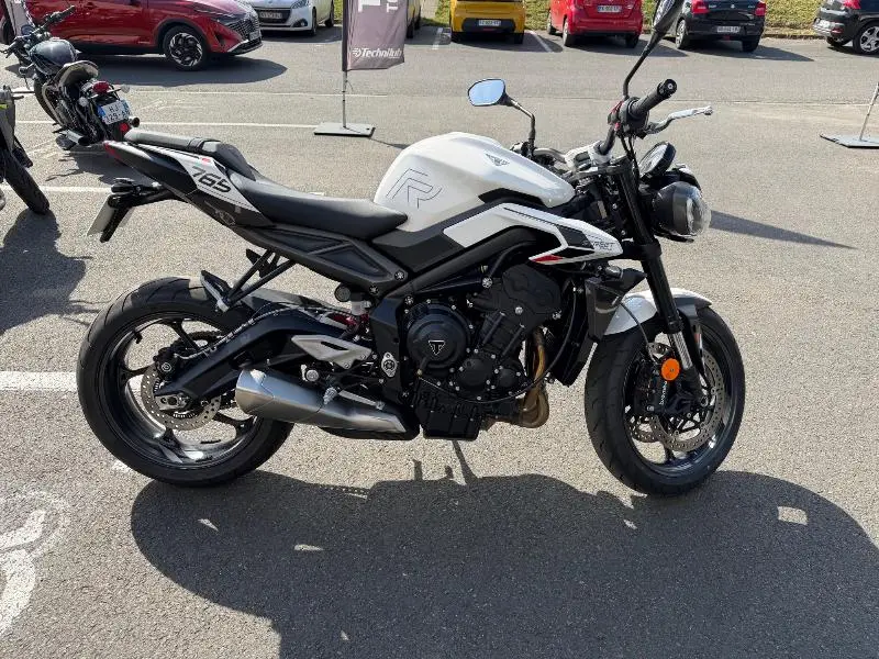 STREET TRIPLE 765 R A2