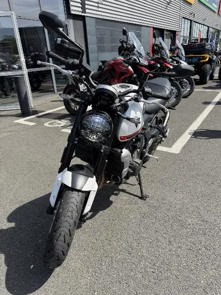 TRIDENT 660