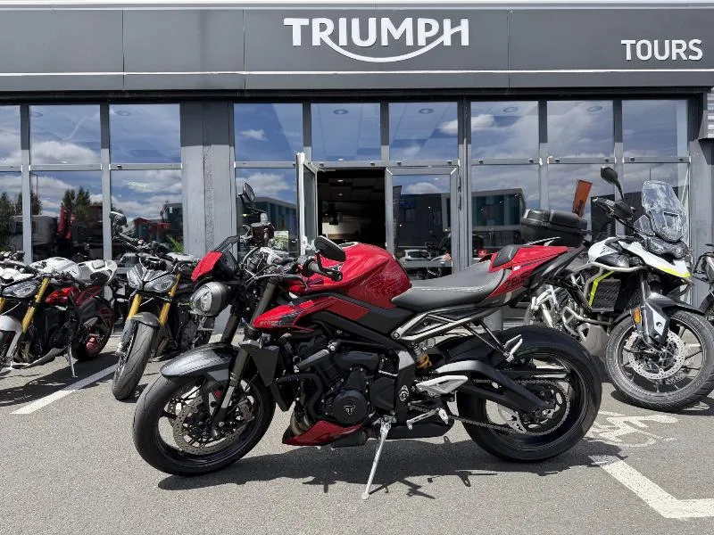 STREET TRIPLE 765 RS
