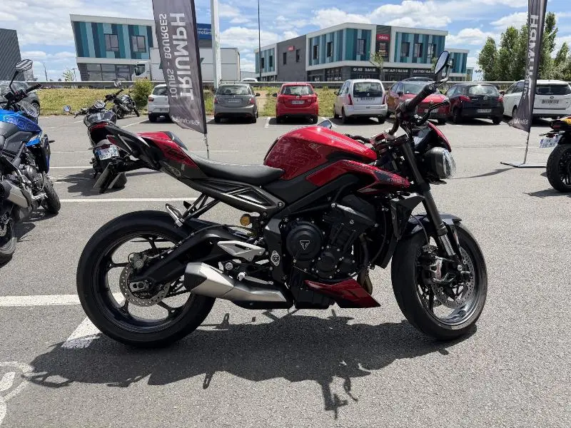 STREET TRIPLE 765 RS