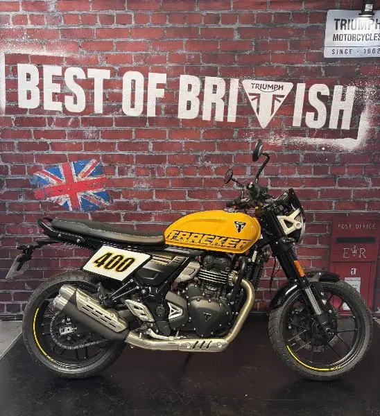 TRACKER 400