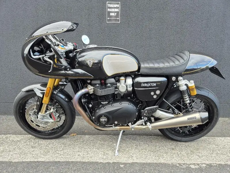 THRUXTON 1200 TFC