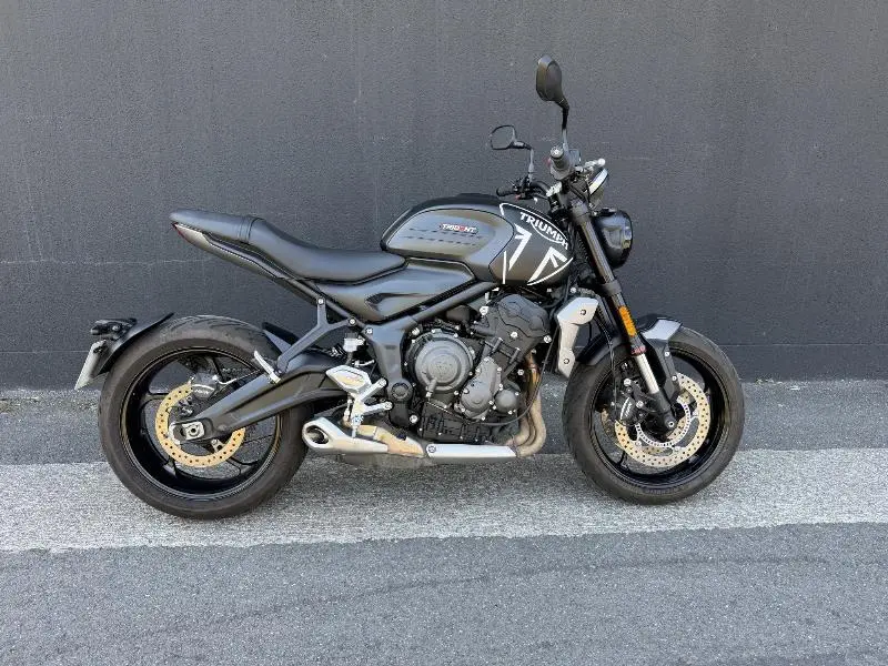 TRIDENT 660