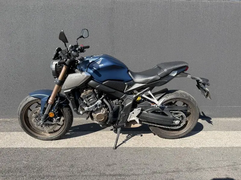 CB 650 RA
