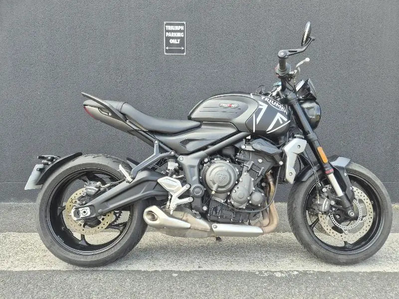TRIDENT 660