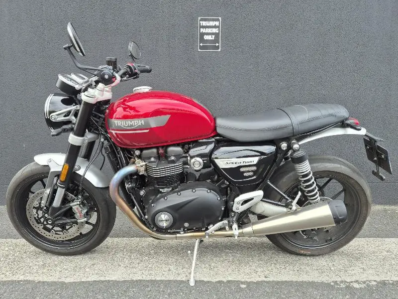 SPEED TWIN 1200