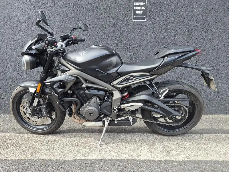 STREET TRIPLE 765 R LOW