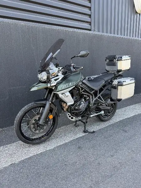 TIGER 800 XCA