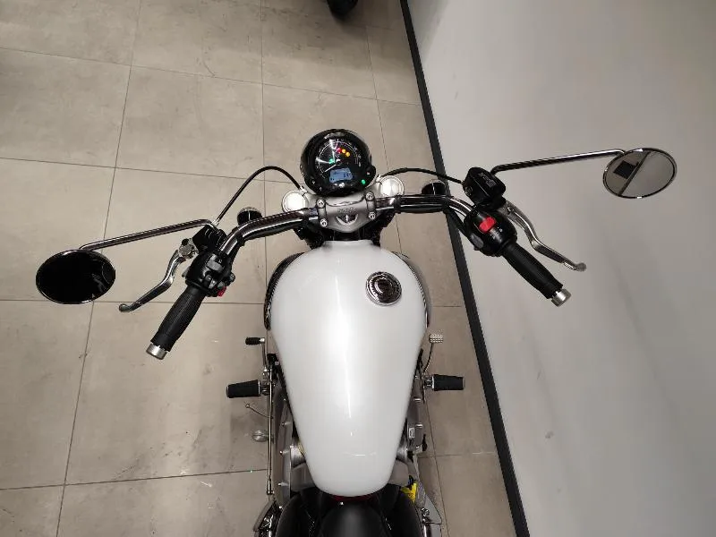 BONNEVILLE SPEEDMASTER 1200