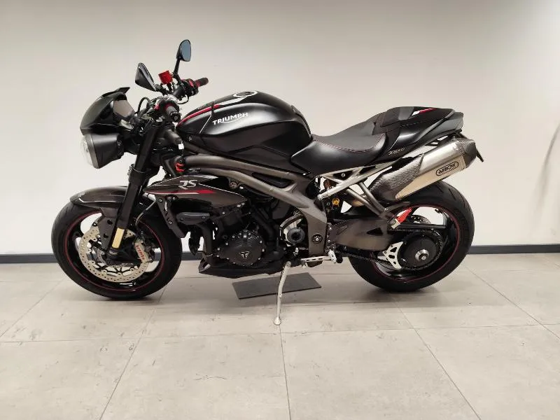 SPEED TRIPLE 1050 RS