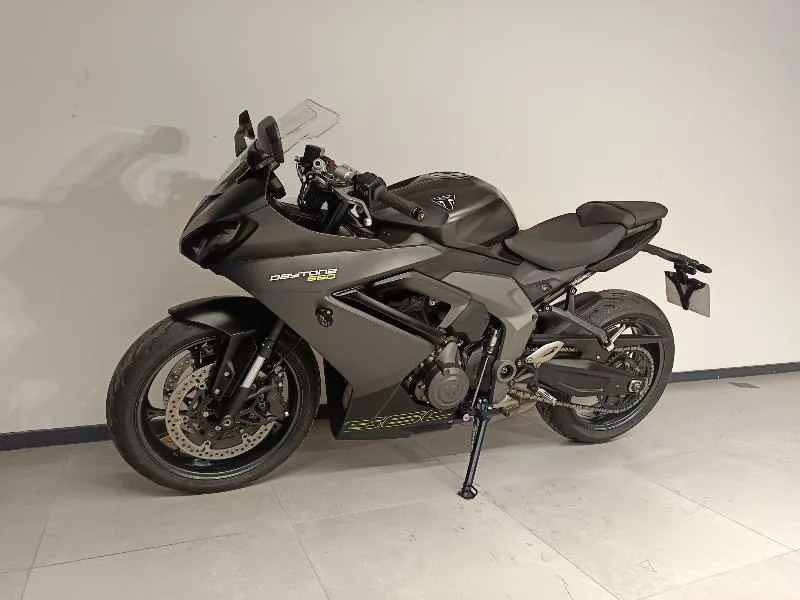 	DAYTONA 660