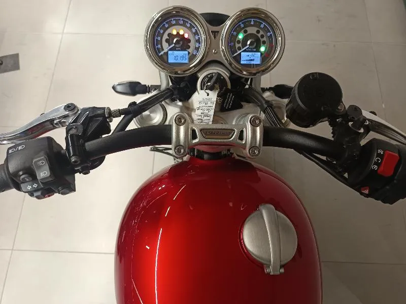 SPEED TWIN 1200