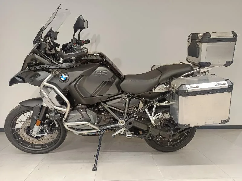 R1250GS ADVENTURE TRIPLE BLACK