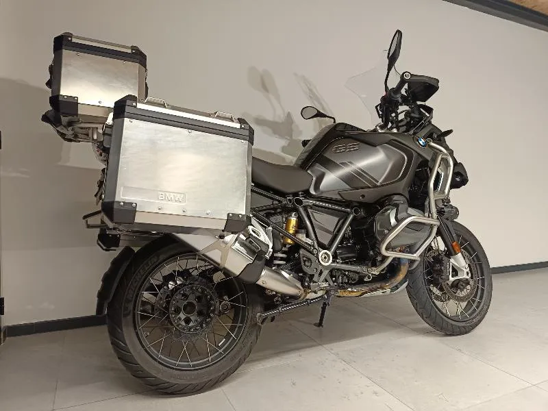 R1250GS ADVENTURE TRIPLE BLACK