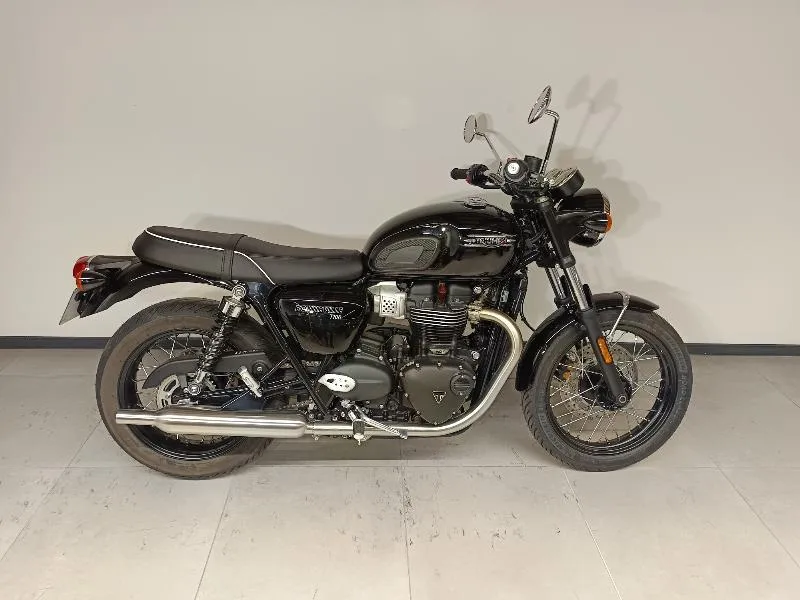 Bonneville T100