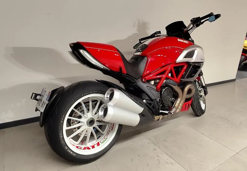 Diavel 1200