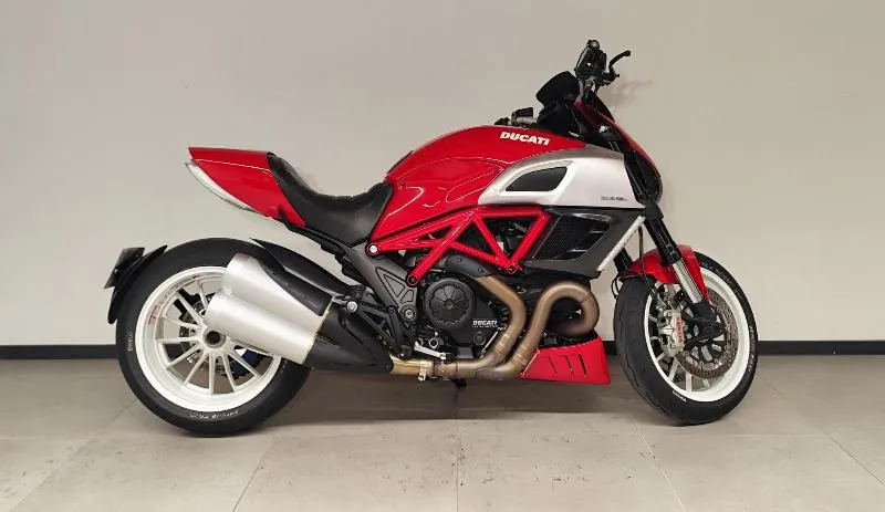 Diavel 1200