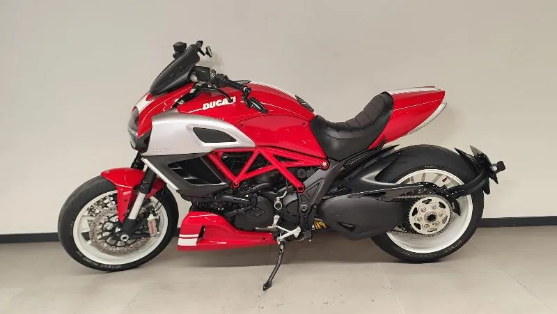 Diavel 1200