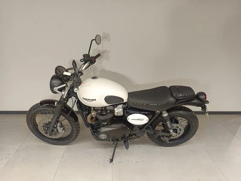 STREET SCRAMBLER  900