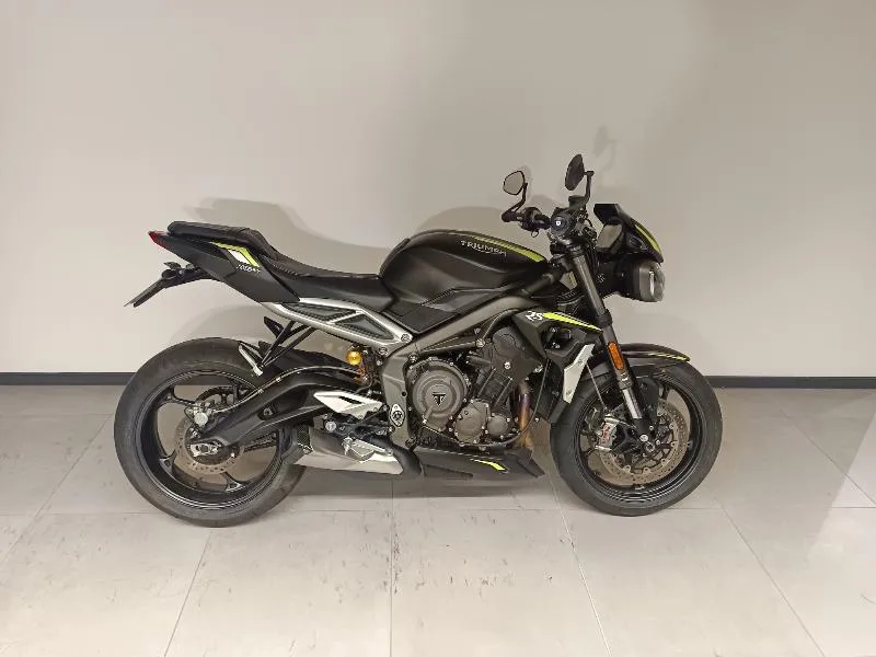 STREET TRIPLE 765 RS 2022