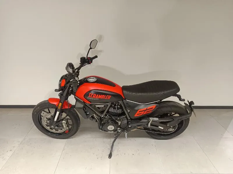 SCRAMBLER 2023
