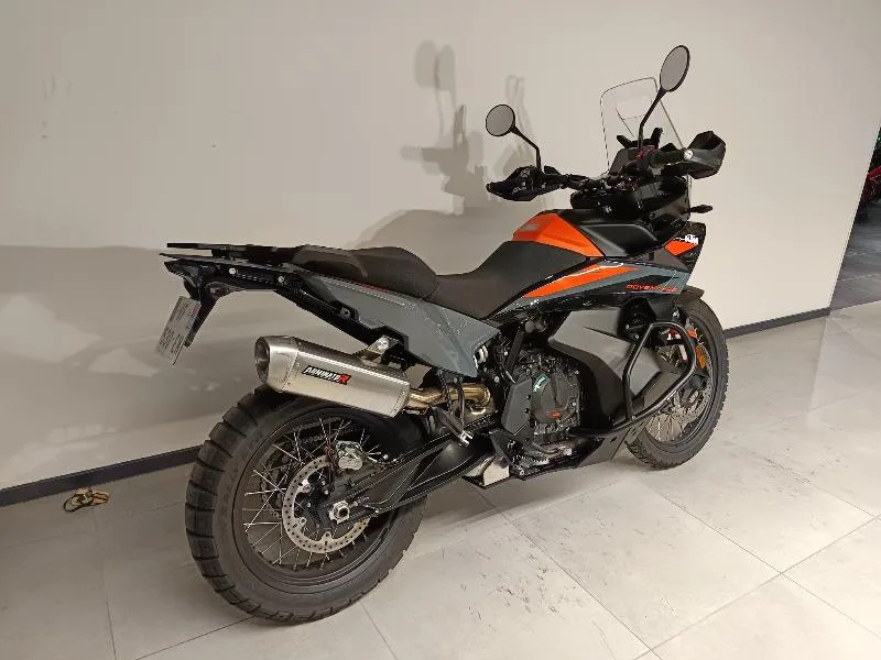890 ADVENTURE