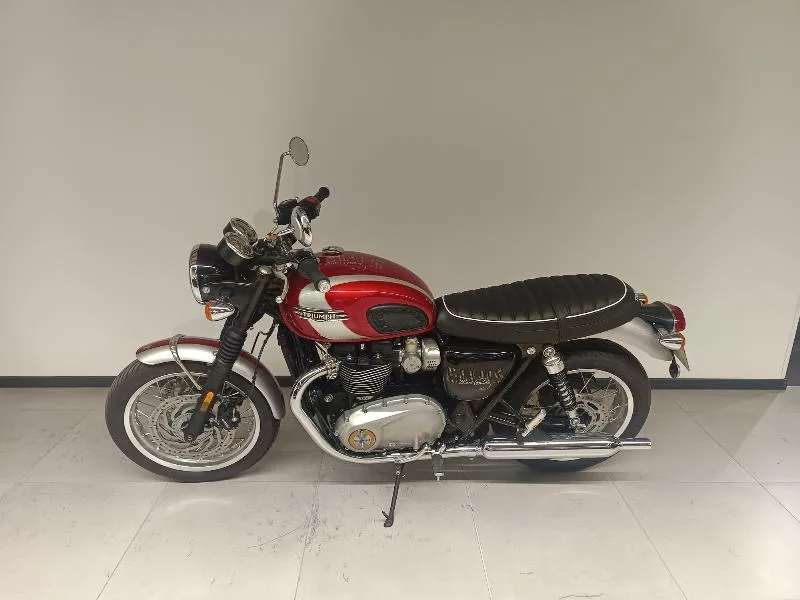 BONNEVILLE T120