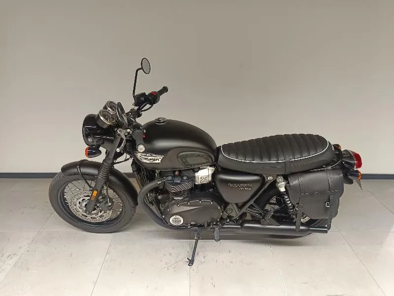 Bonneville T100