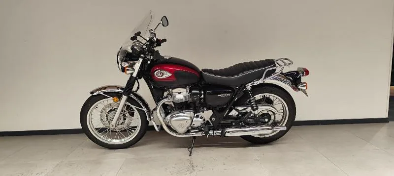 W 800