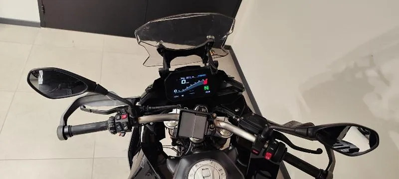F 900 XR