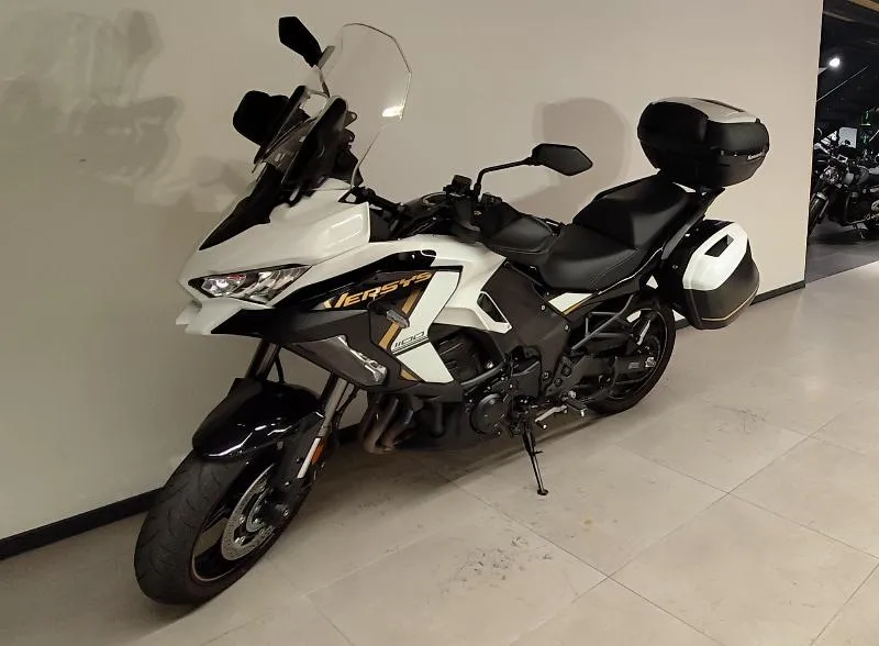 VERSYS 1100 GRAND TOURER