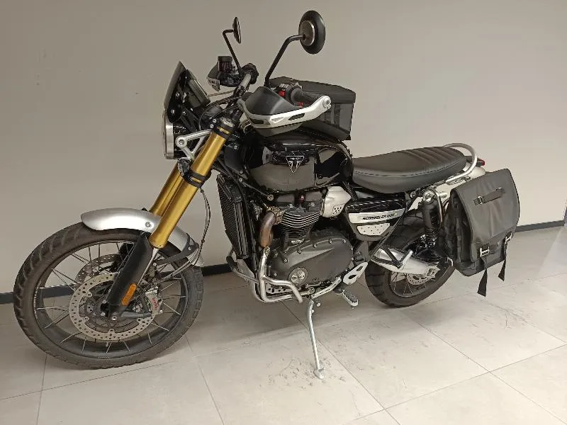 SCRAMBLER 1200 XE