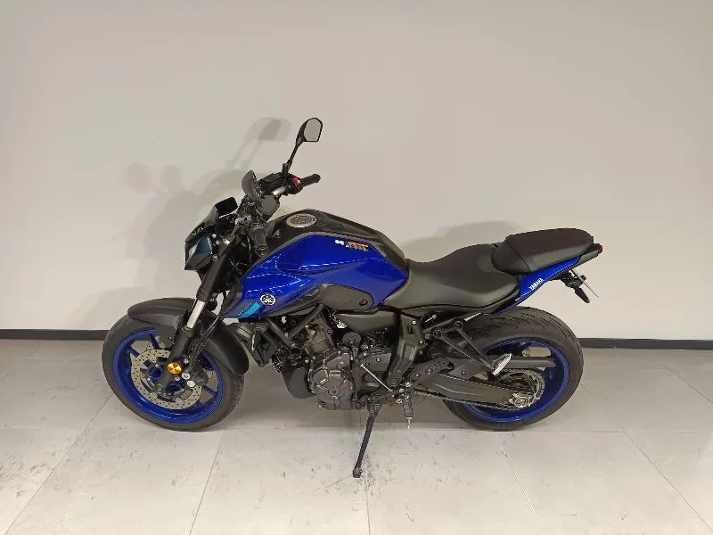 MT07
