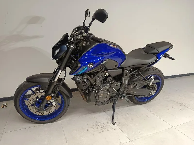 MT07