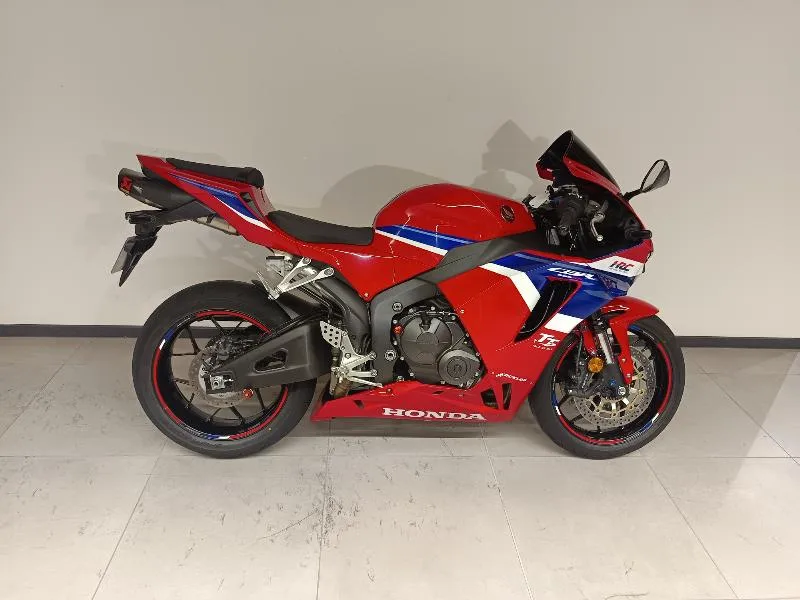 CBR 600 RR 2024
